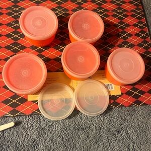 5 Tupperware Vintage 70s Snack Cups